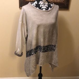 For Her Paris Bohemian mixed materials, rustic with sequins, asymmetrical top